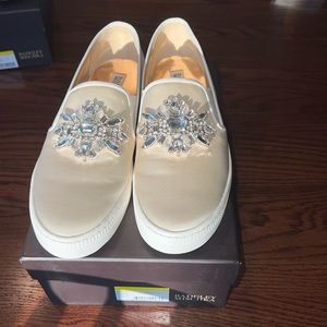 Badgley Mischka Slip on sneakers- Size 9 - Ivory Satin with Dimond